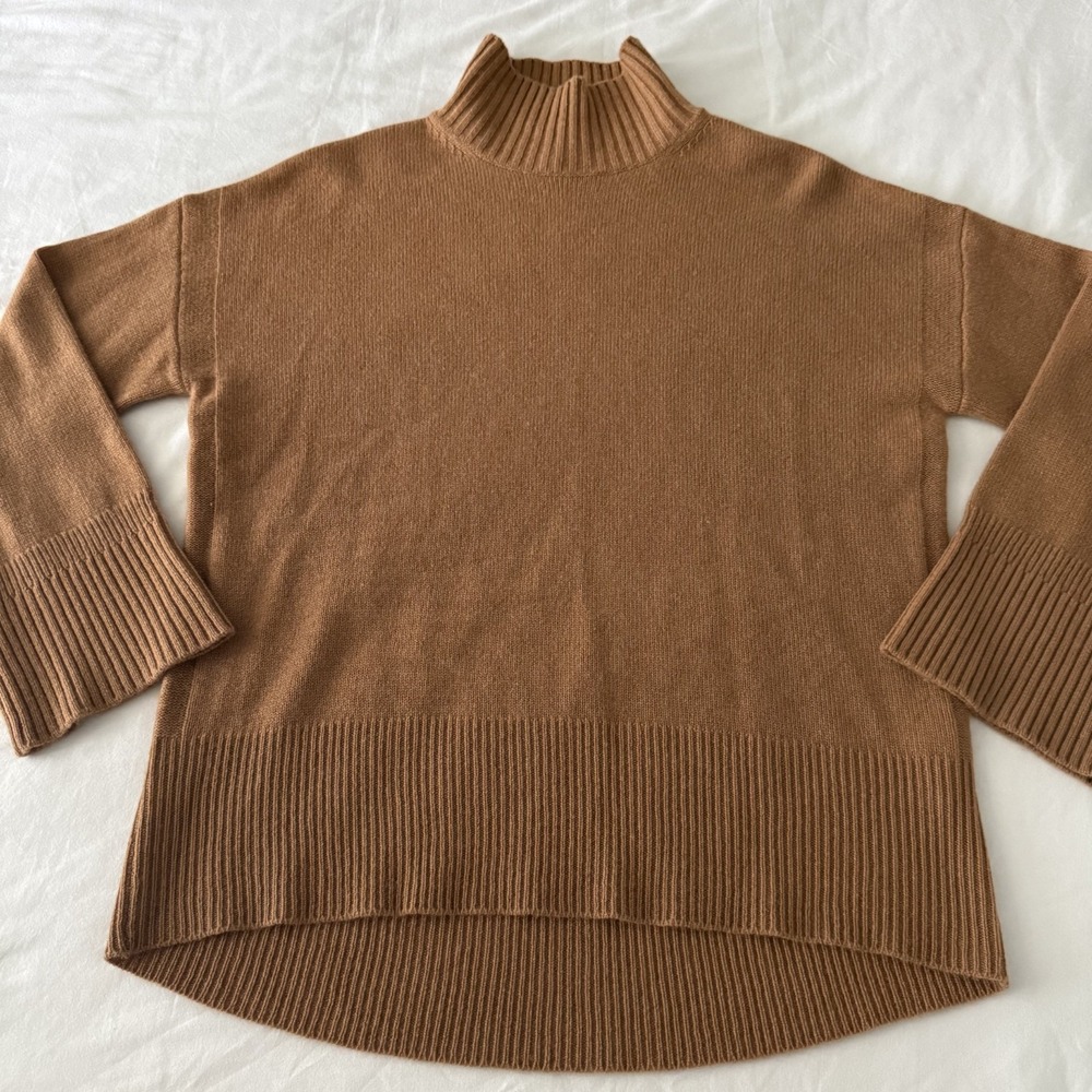 Frame High-Low 100% Cashmere Mock Neck Sweater Camel Heather Brown Womens Med